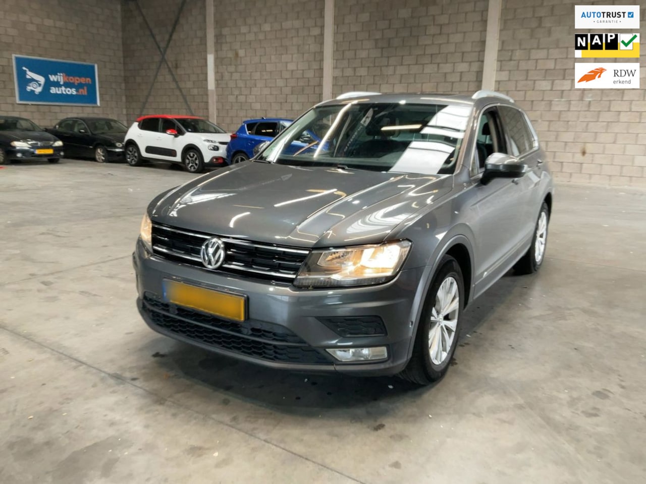 Volkswagen Tiguan - 1.4 TSI PANO, NAVI, CAMERA, BINNENKORT BINNEN! - AutoWereld.nl