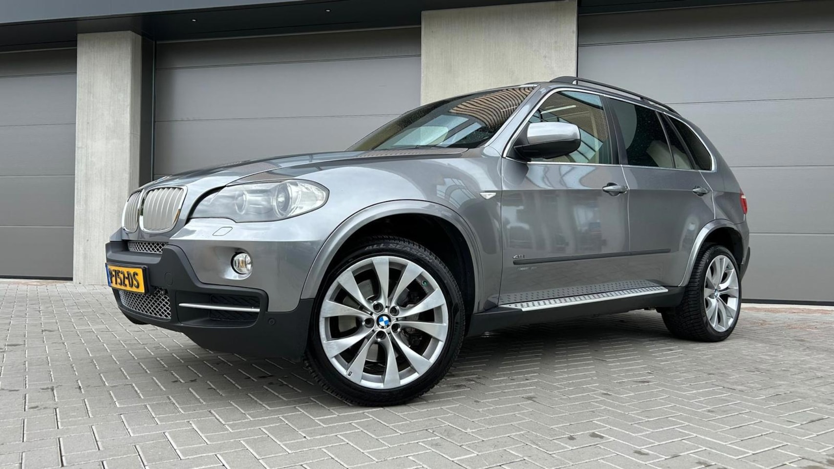BMW X5 - 4.8 V8 XDrive48i, exec. Aut 7p - AutoWereld.nl