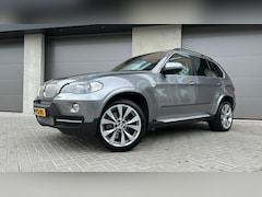 BMW X5 - 4.8 V8 XDrive48i, exec. Aut 7p