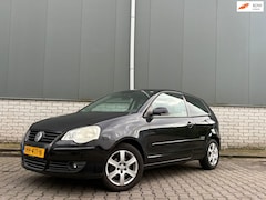 Volkswagen Polo - 1.4-16V-Clima-Cruise-PDC-Stoelverwarming-NWE distributieriem