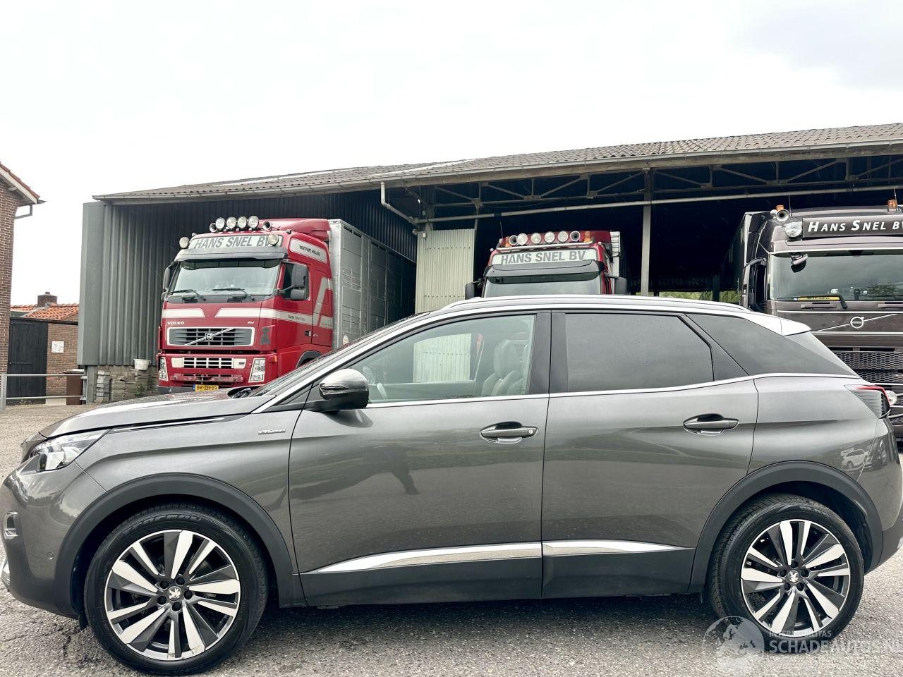 Peugeot 3008 - 1.2T PureT 131pk 6-bak GT-Line - 54dkm nap - pano - sfeerverl - keyless - camera - line + - AutoWereld.nl
