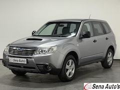 Subaru Forester - 2.0 D X Comfort 4X4/ Xenon/ Trekhaak
