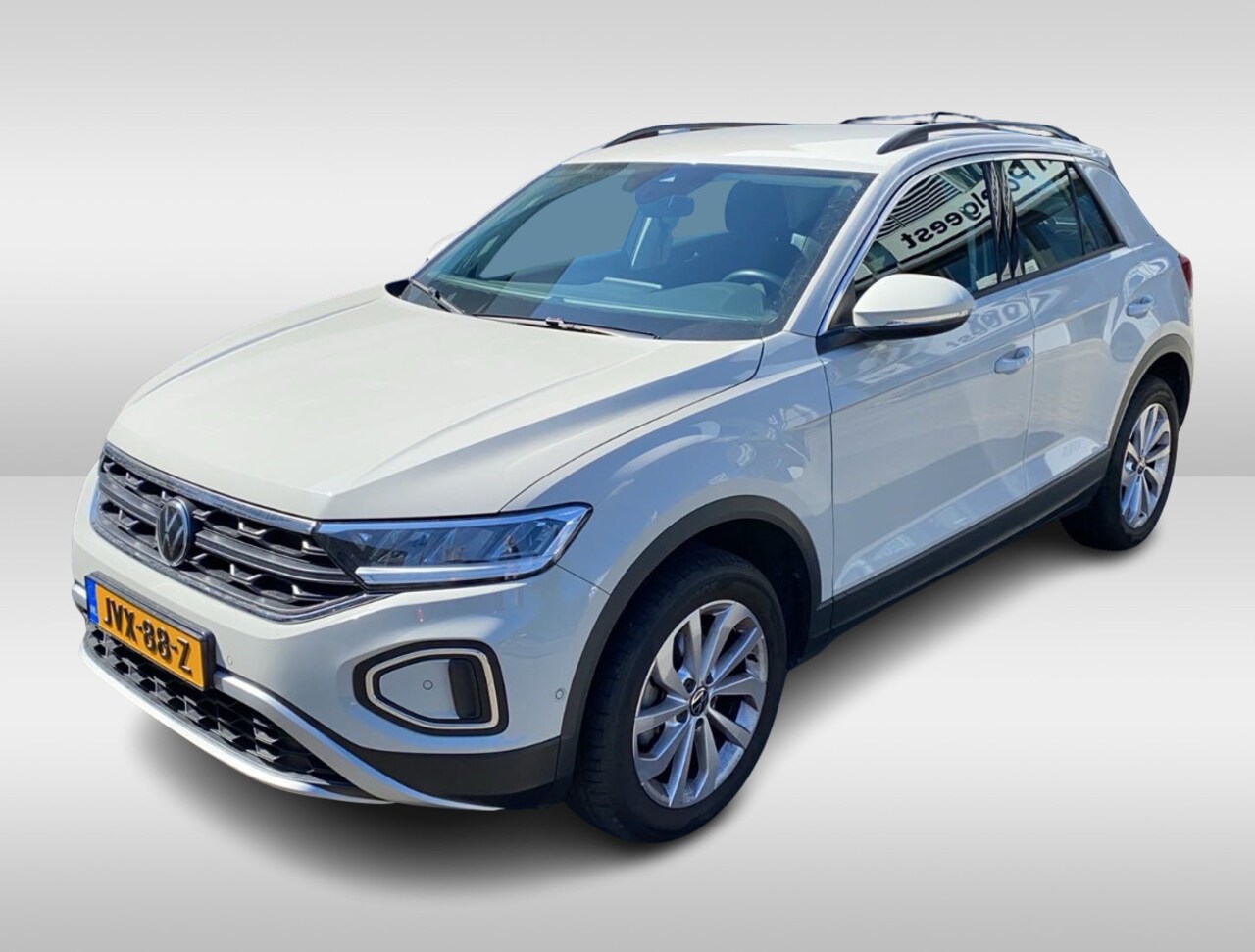 Volkswagen T-Roc - 1.0 TSI Life Edition / Camera / CarPlay / Keyless / 17'' / Stoelverwarming / DAB / ACC / C - AutoWereld.nl