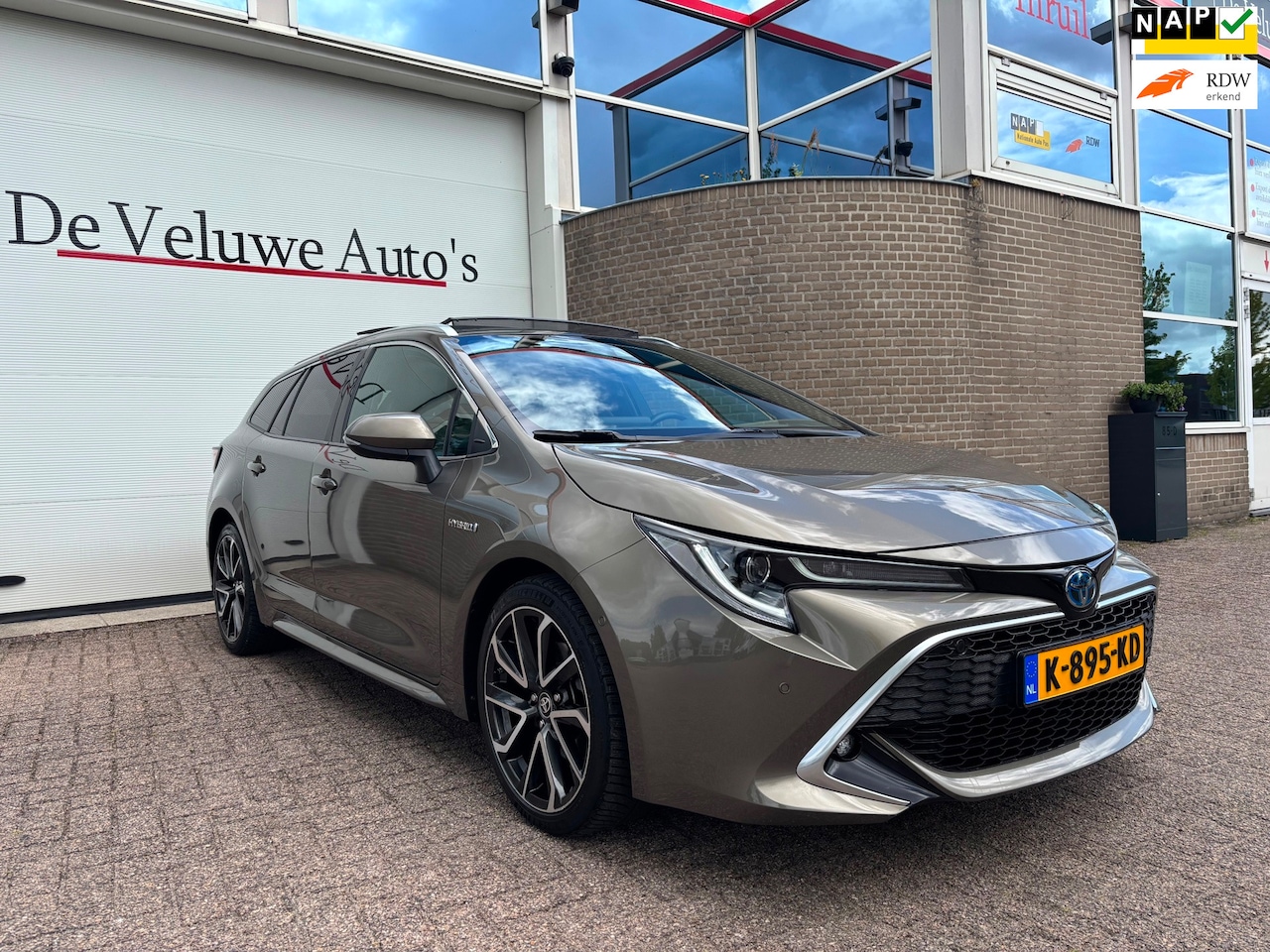 Toyota Corolla Touring Sports - 2.0 Hybrid Executive|Pano|CAM|1e eig - AutoWereld.nl