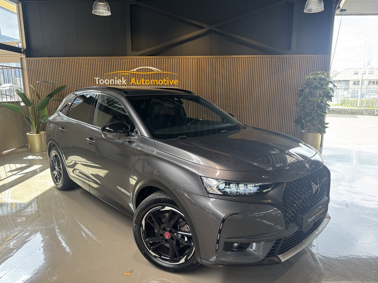 DS 7 - E-Tense 300 4x4 Performance Line Navigatie Panorama Lmv | accu 93% . - AutoWereld.nl