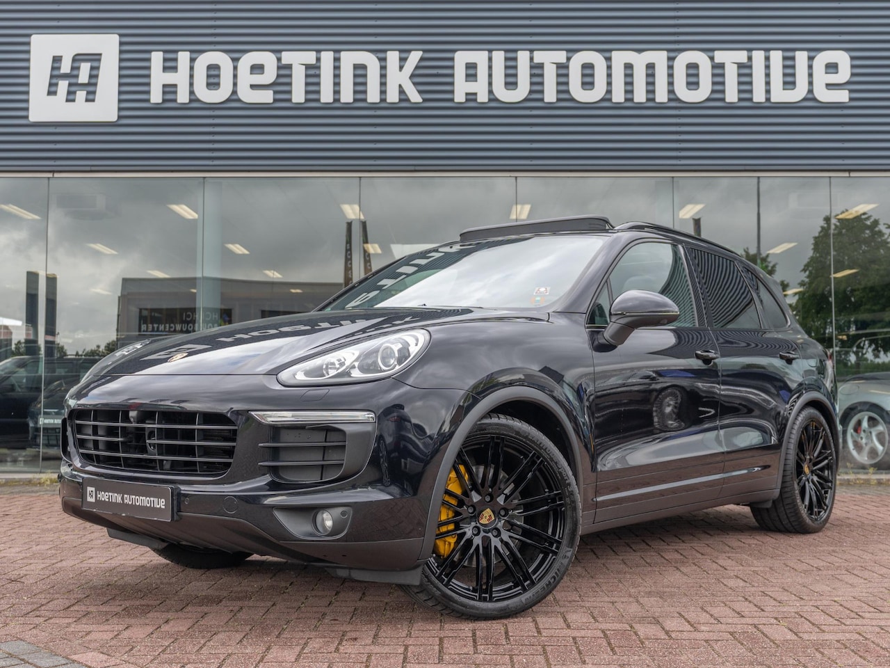 Porsche Cayenne - 3.0 S E-Hybrid | Stage 2 | Pano | Elc trekhaak | Dealer onderhouden - AutoWereld.nl