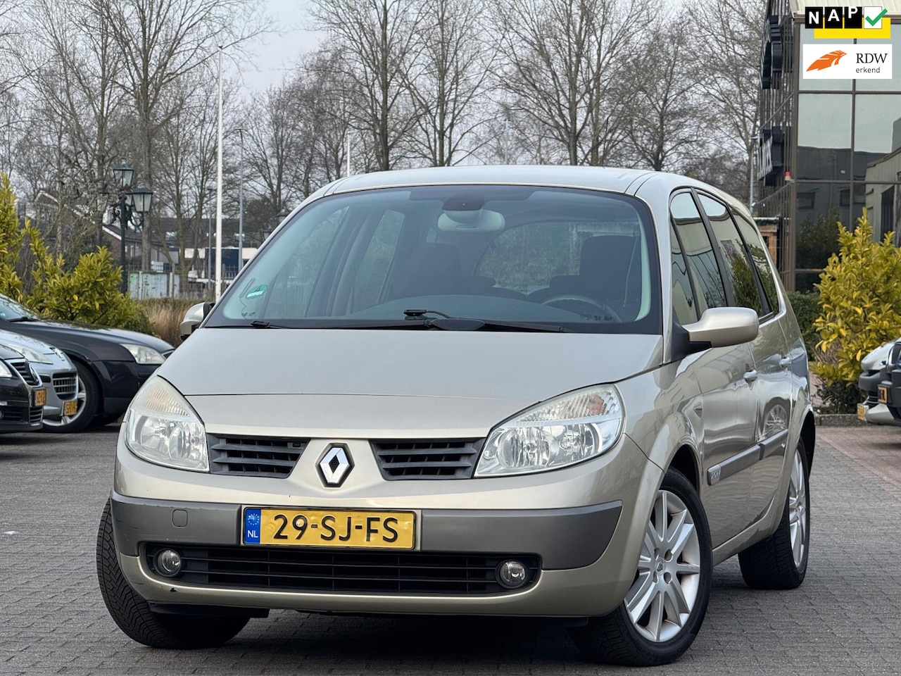Renault Grand Scénic - 2.0- APK 02-04-2027 Automaat | Trekhaak | Parkeersensoren | Cruise control | 2 sleutels | - AutoWereld.nl