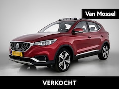 MG ZS - EV Luxury 45 kWh | WLTP: 263 KM | SoH 89, 78% | Trekhaak | Panorama/Schuif-Kanteldak | LMV