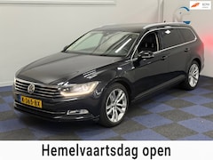 Volkswagen Passat Variant - 2.0 TDI Highline / AUTOMAAT / NAVI MULTIEMEDIA / NAP / NETTE AUTO