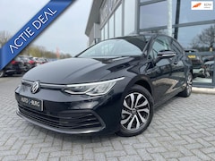 Volkswagen Golf - 2.0 TDI Life Business | Automaat | Stoelverwarming | Camera | Climate | LMV | PDC | Navi |