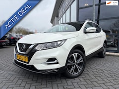 Nissan Qashqai - 1.3 DIG-T Business Edition | Automaat | Panorama | Stoel Verwarming | Camera | Navi | PDC