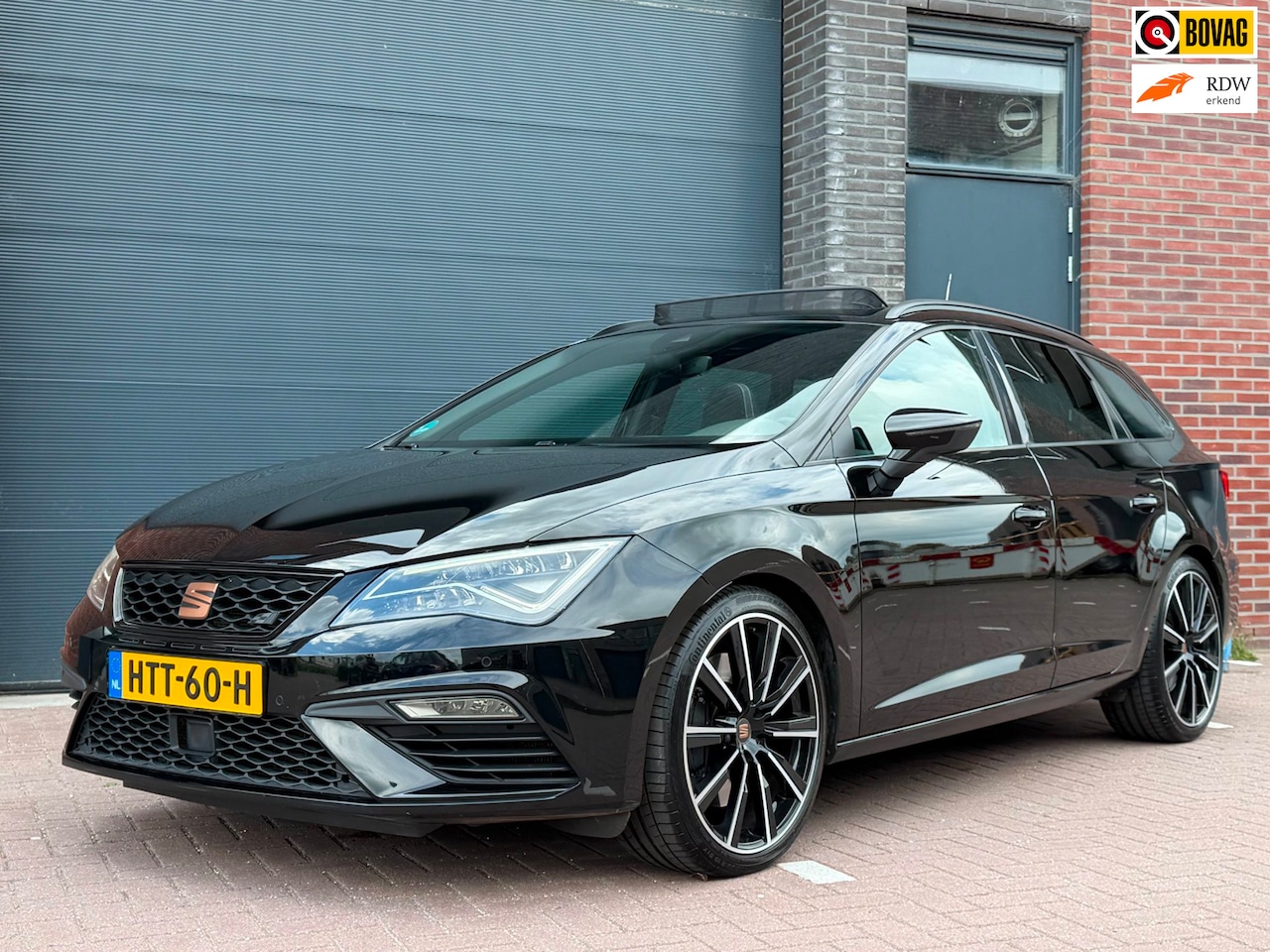 SEAT Leon ST - 2.0 TSI 4DRIVE CUPRA 2.0 TSI 4DRIVE CUPRA 300PK, Schaalstoelen, Beats, Panoramadak, Virtual, LED - AutoWereld.nl