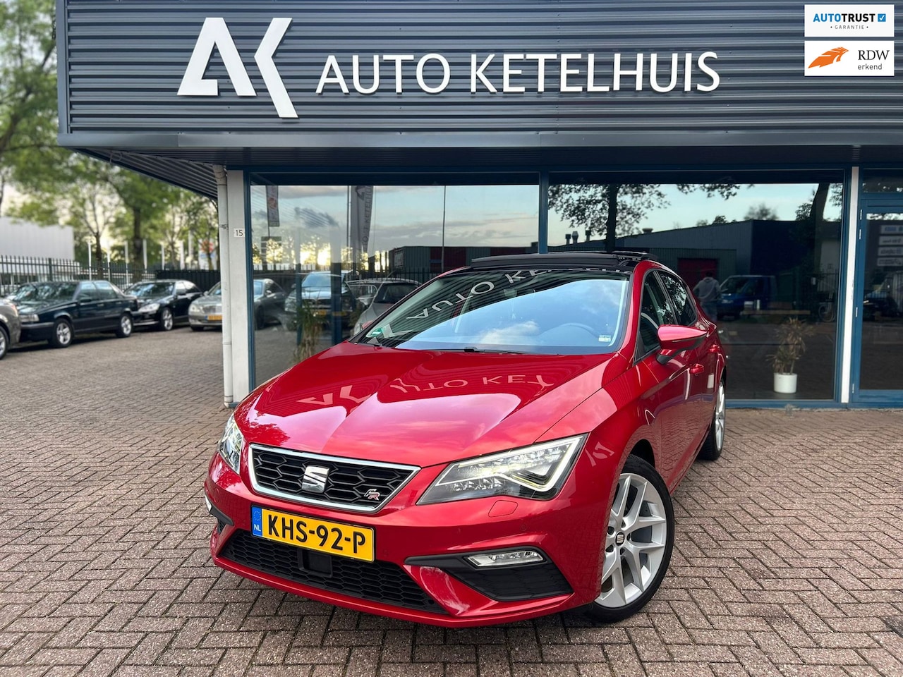 SEAT Leon - 1.4 EcoTSI FR Business Intense|Pano|ACC|Virtual|Lane Assist - AutoWereld.nl
