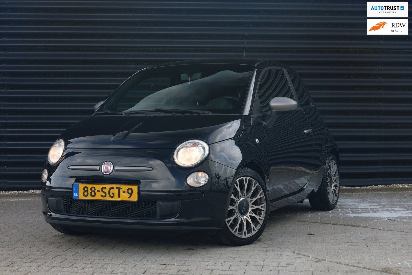 Fiat 500 - 0.9 TwinAir Plus / Airco / Elektrische ramen / Half leder - AutoWereld.nl