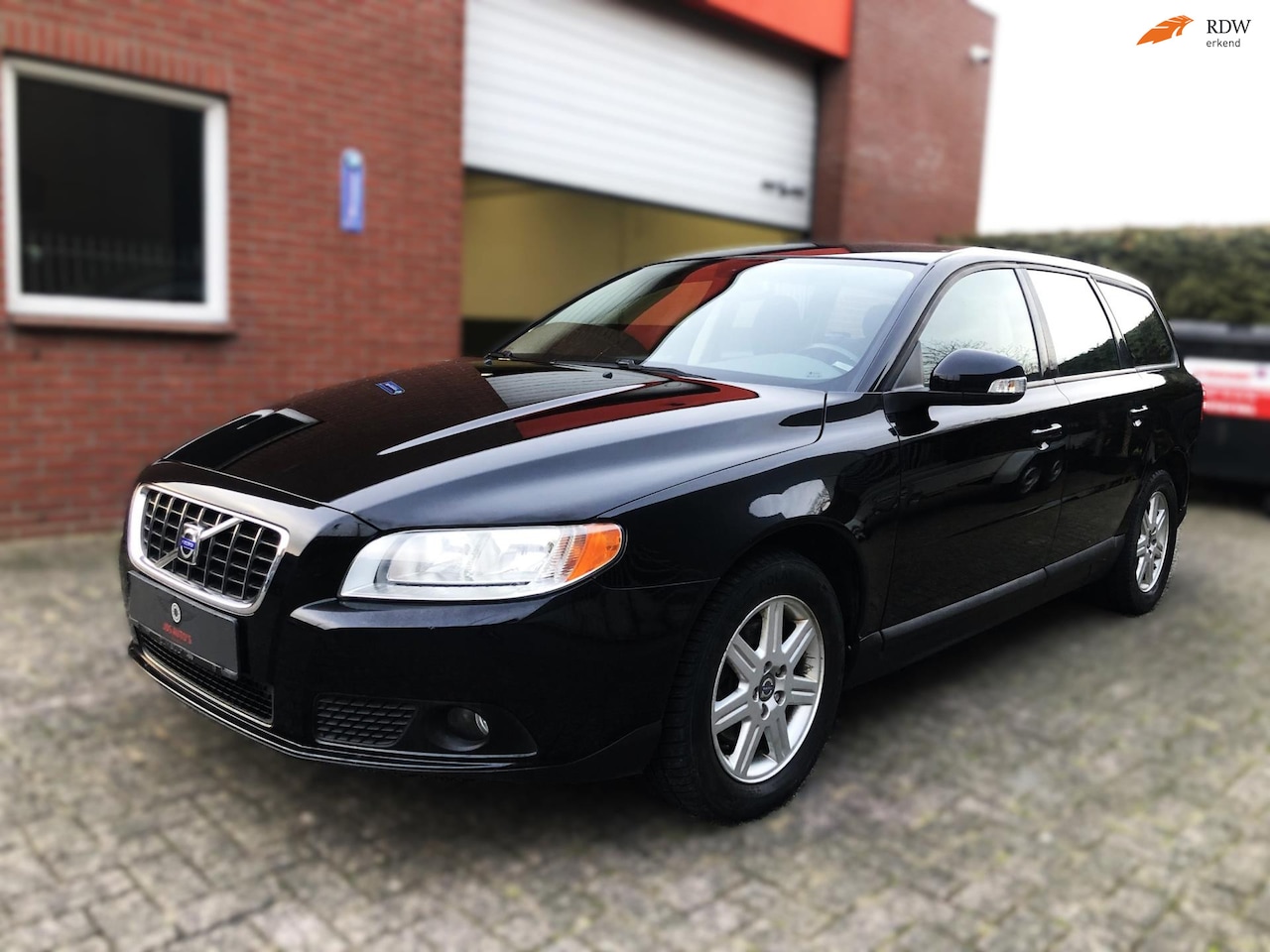 Volvo V70 - 2.0/ Cruise/ Half Leer/ Climate/ APK tot Dec 2026 - AutoWereld.nl