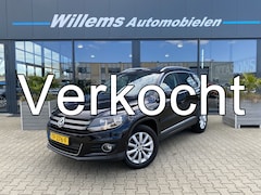 Volkswagen Tiguan - 1.4 TSI Sport&Style R-line Edition Panorama Dak, Trekhaak & Lederen Bekleding
