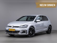 Volkswagen Golf - 7.5 1.4 TSI GTE PHEV Carplay|Trekhaak|Stoelverw.|ACC|Sfeerverlichting|Gedocumenteerd