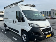 Peugeot Boxer - 330 2.0 BlueHDI L2H2 Premium Pack
