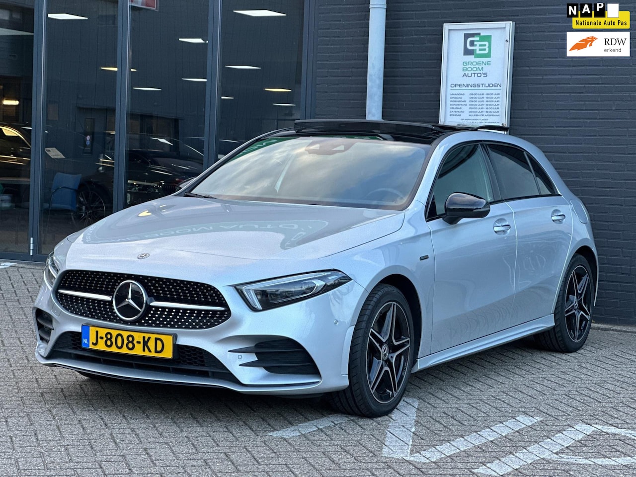 Mercedes-Benz A-klasse - 250 e Business Solution AMG Limited/SFEERLICHTING/PANO-DAK/CAMERA/NL-AUTO NAP!! - AutoWereld.nl