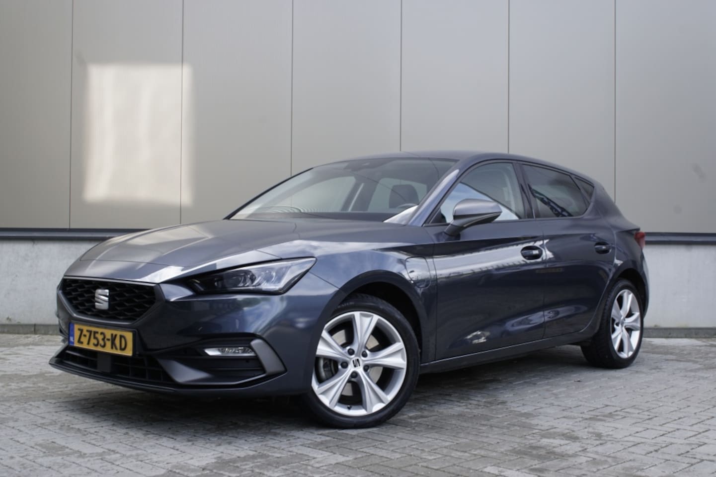 SEAT Leon - 1.4 TSI eH PHEV FRBI - AutoWereld.nl