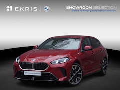 BMW 1-serie - 120 M Sportpakket | Premium Pack | 19 inch LM M Y-spaak | Extra getint glas | Driving Assi