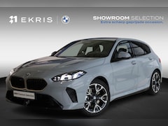 BMW 1-serie - 120 | M Sportpakket | Stoel & Stuurwielverwarming | Dodehoekdetectie | Comfort Access | Ac