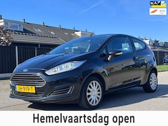 Ford Fiesta - 1.0 Style 1e Eigenaar*Navigatie*Airco*NAP*Distributie vervangen