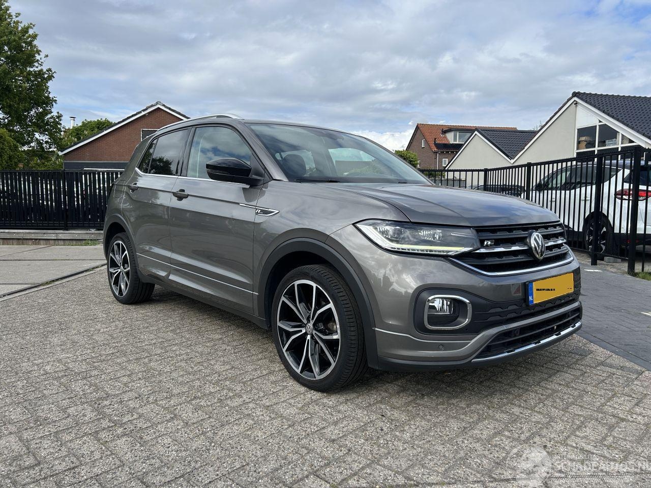 Volkswagen T-Cross - 1.0 TSI R Line Automaat !! - AutoWereld.nl