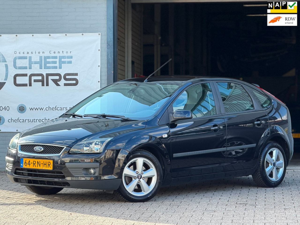 Ford Focus - 1.6|NAP|NIEUWEAPK|AIRCO|CRUISE|LAGEKM|3EIGENAREN! - AutoWereld.nl