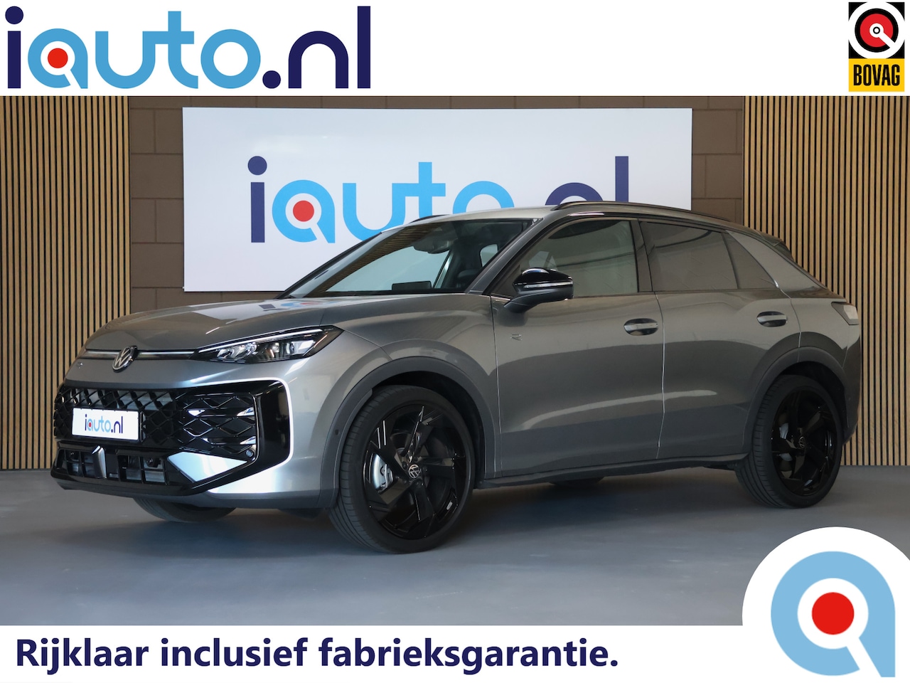 Volkswagen T-Roc - 1.5 eTsi R-Line Black Style Pano/IQ.Light/Keyless/Camera/ACC/Elek. klep/20"/Trekhaak wegkl - AutoWereld.nl