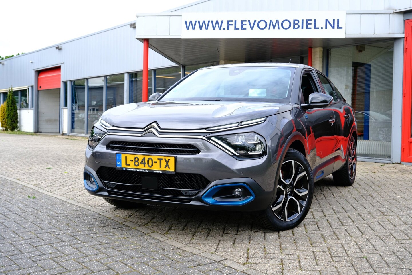 Citroën Ë-C4 - Feel Edition 50 kWh Aut. Navi|HUD|Cam|LMV|Adapt.Cruise - AutoWereld.nl