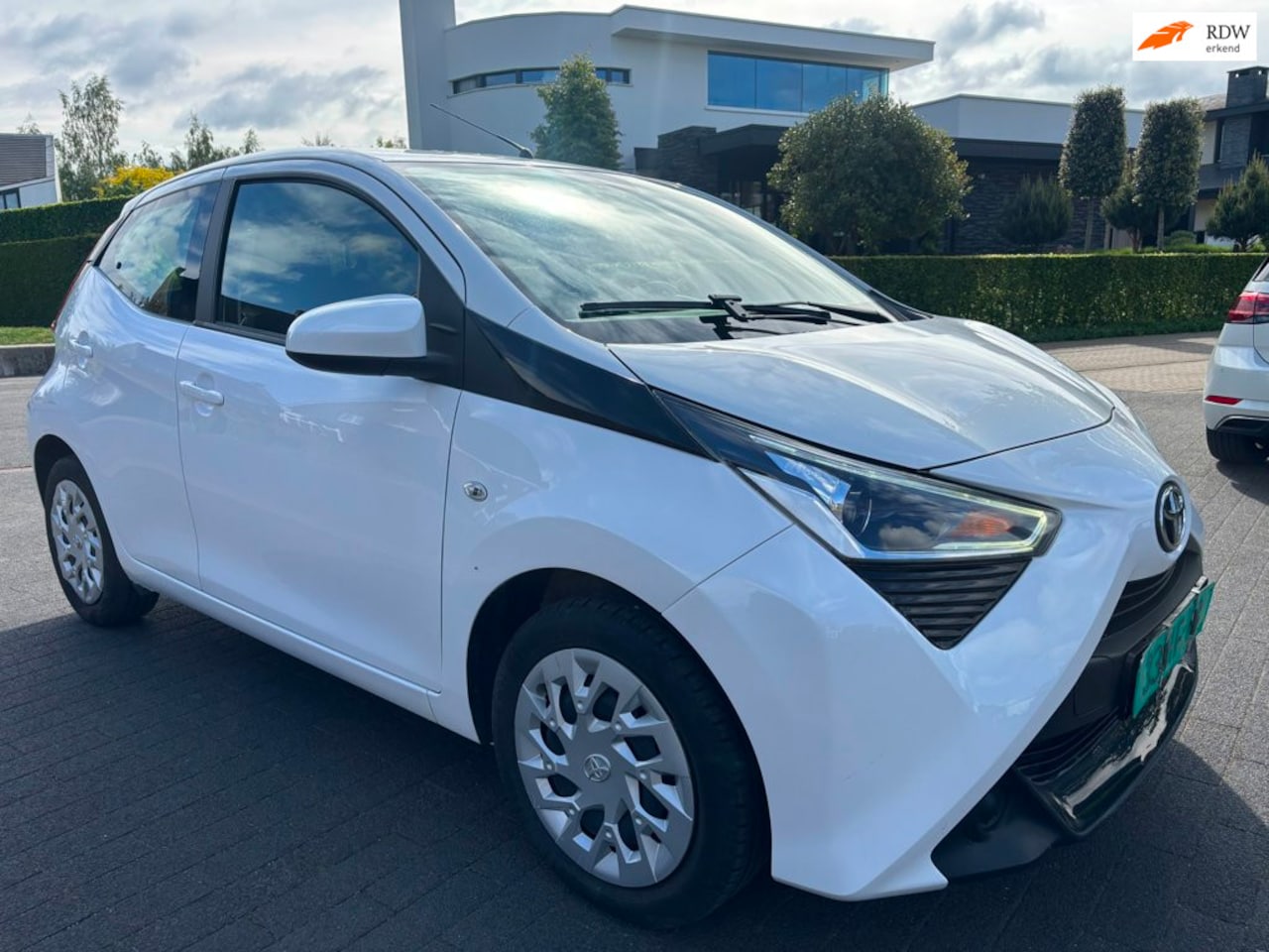 Toyota Aygo X - 1.0 VVT-i MT airco 46000 km a.p.k 2028 - AutoWereld.nl
