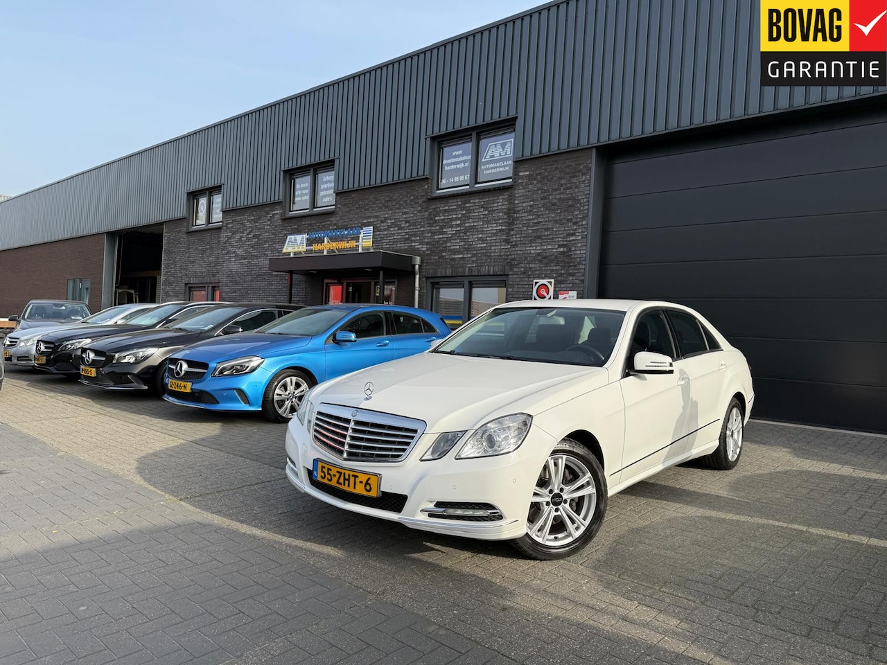 Mercedes-Benz E-klasse - 350 CGI Elegance | 12MND GARANTIE | AUTOMAAT | CRUISE | AIRCO | NAVI | BLUETOOTH  | TREKHA - AutoWereld.nl