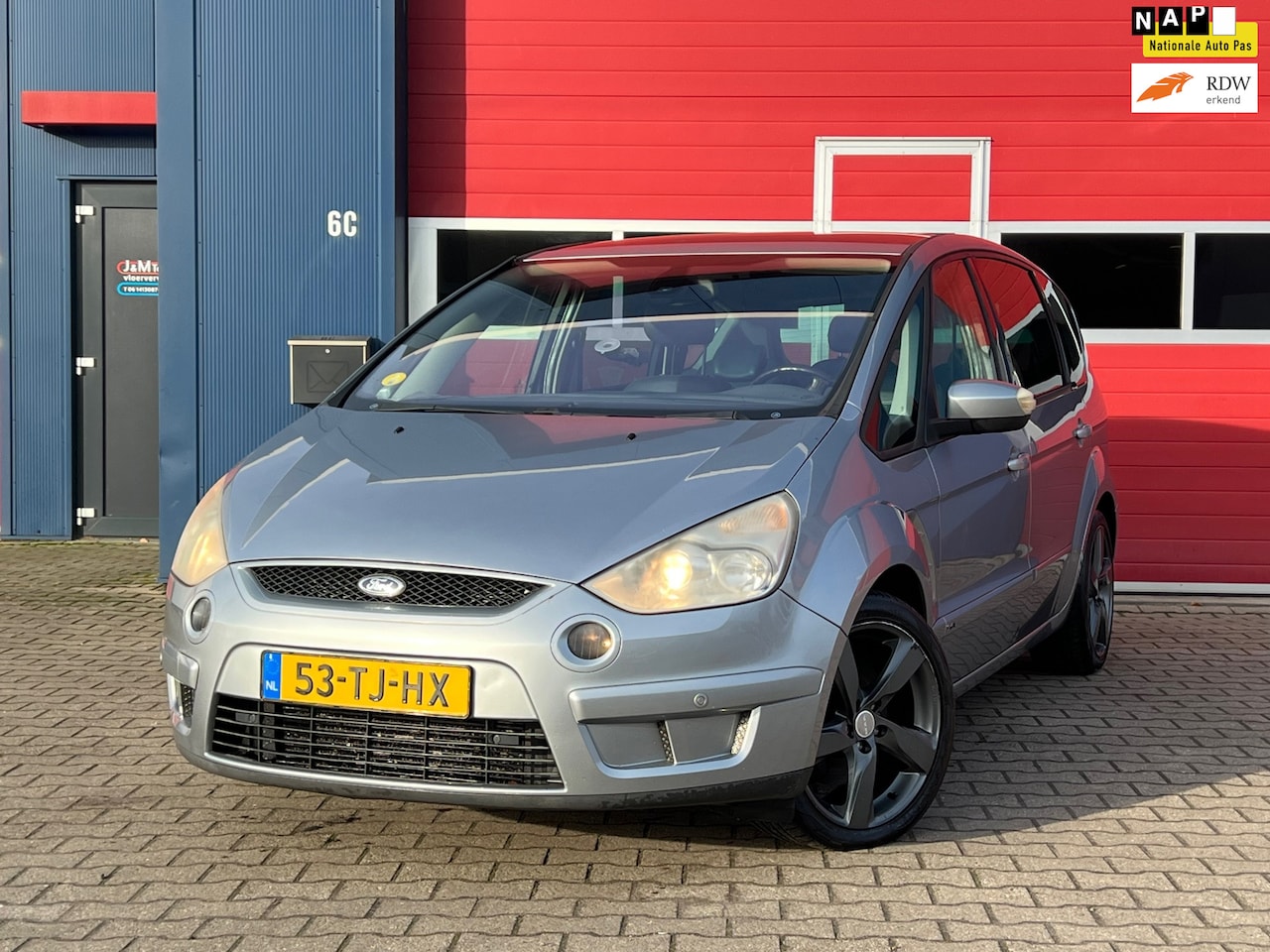 Ford S-Max - 2.5-20V Turbo | Nieuwe apk + Pano + Cruise + Clima Nu € 2.750,-!!! - AutoWereld.nl