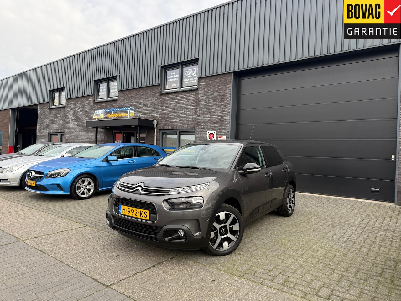 Citroën C4 Cactus - 130 PK Business Plus | 1E EIGENAAR | 12MND GARANTIE | AUTOMAAT | CRUISE | CARPLAY | NAVI | - AutoWereld.nl