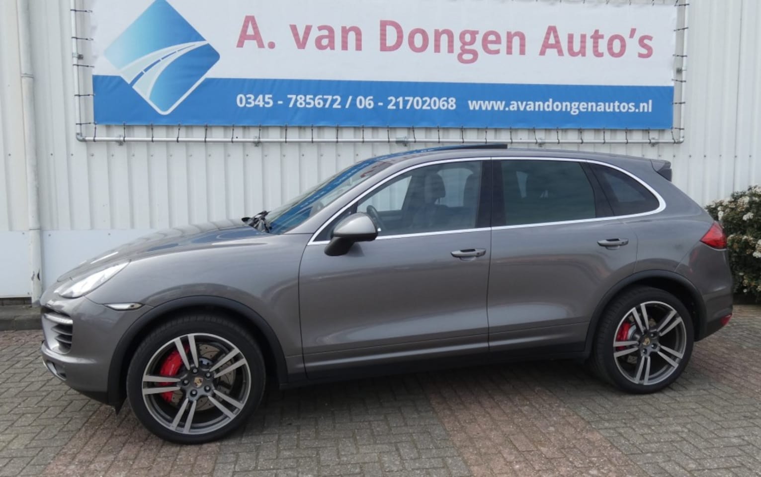 Porsche Cayenne - 4.8 Turbo 4.8 TURBO 500PK,ACC,Chrono,Keyless,Pano,Bose - AutoWereld.nl