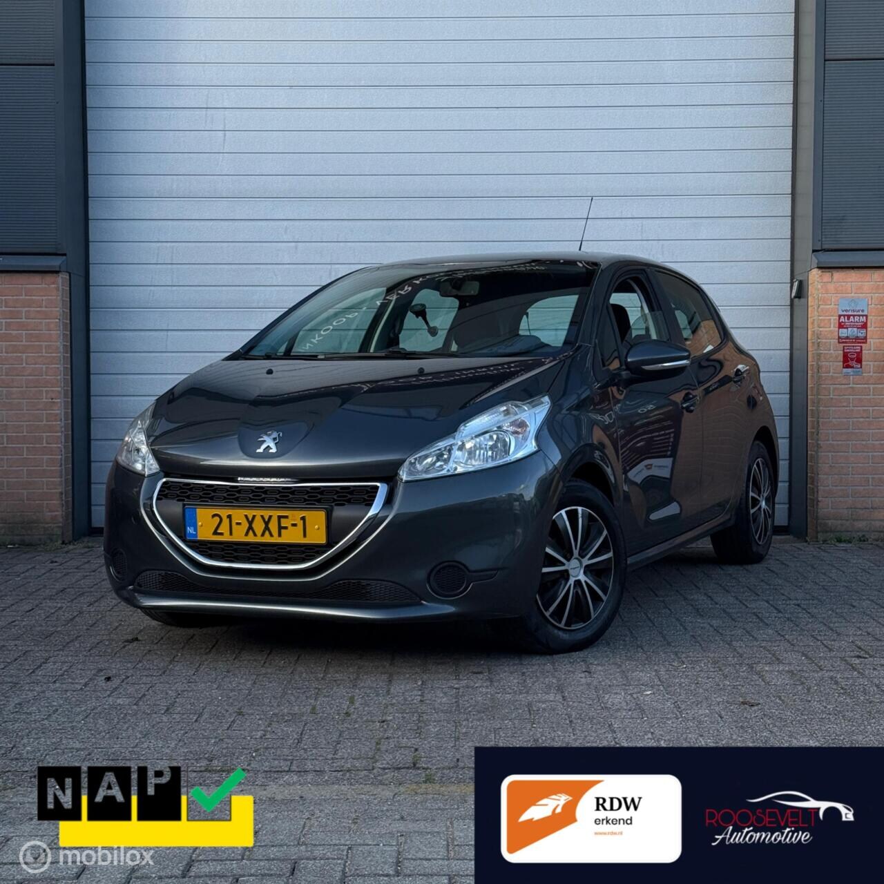 Peugeot 208 - 1.2 VTi Active / NIEUWE DISTRIBUTIE / NAP /AIRCO - AutoWereld.nl