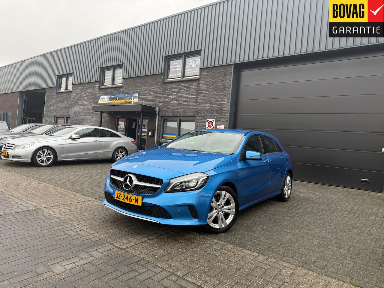 Mercedes-Benz A-klasse - 180 Ambition | AUTOMAAT | 1E EIGENAAR | 12MND GARANTIE | LEDER | PDC | CRUISE | - AutoWereld.nl