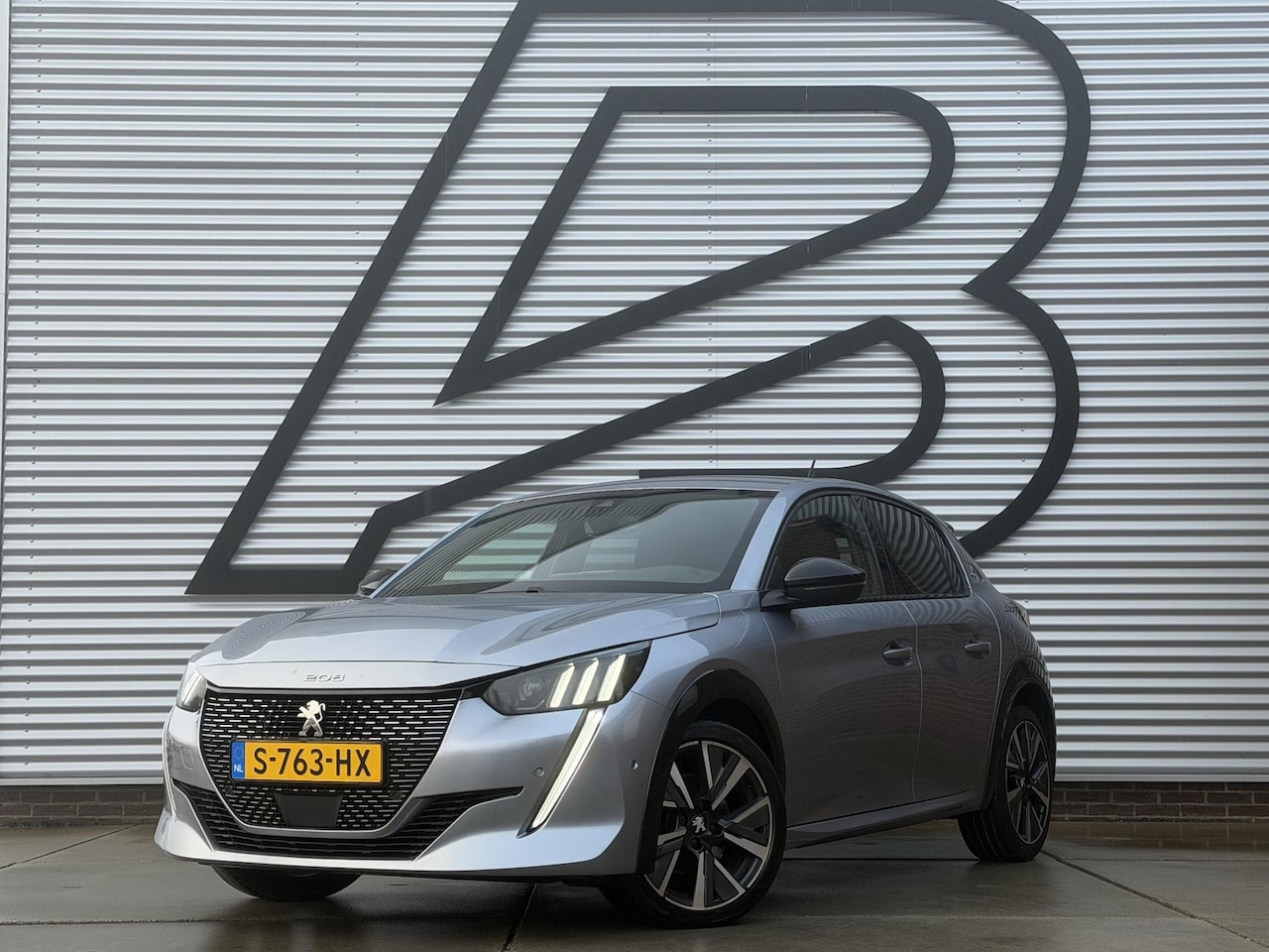 Peugeot 208 - 1.2 PureTech GT 1e Eigenaar|Navi|Carplay|Camera|Cruise|Clima|Digi Cockpit|APK tot 03-2027 - AutoWereld.nl