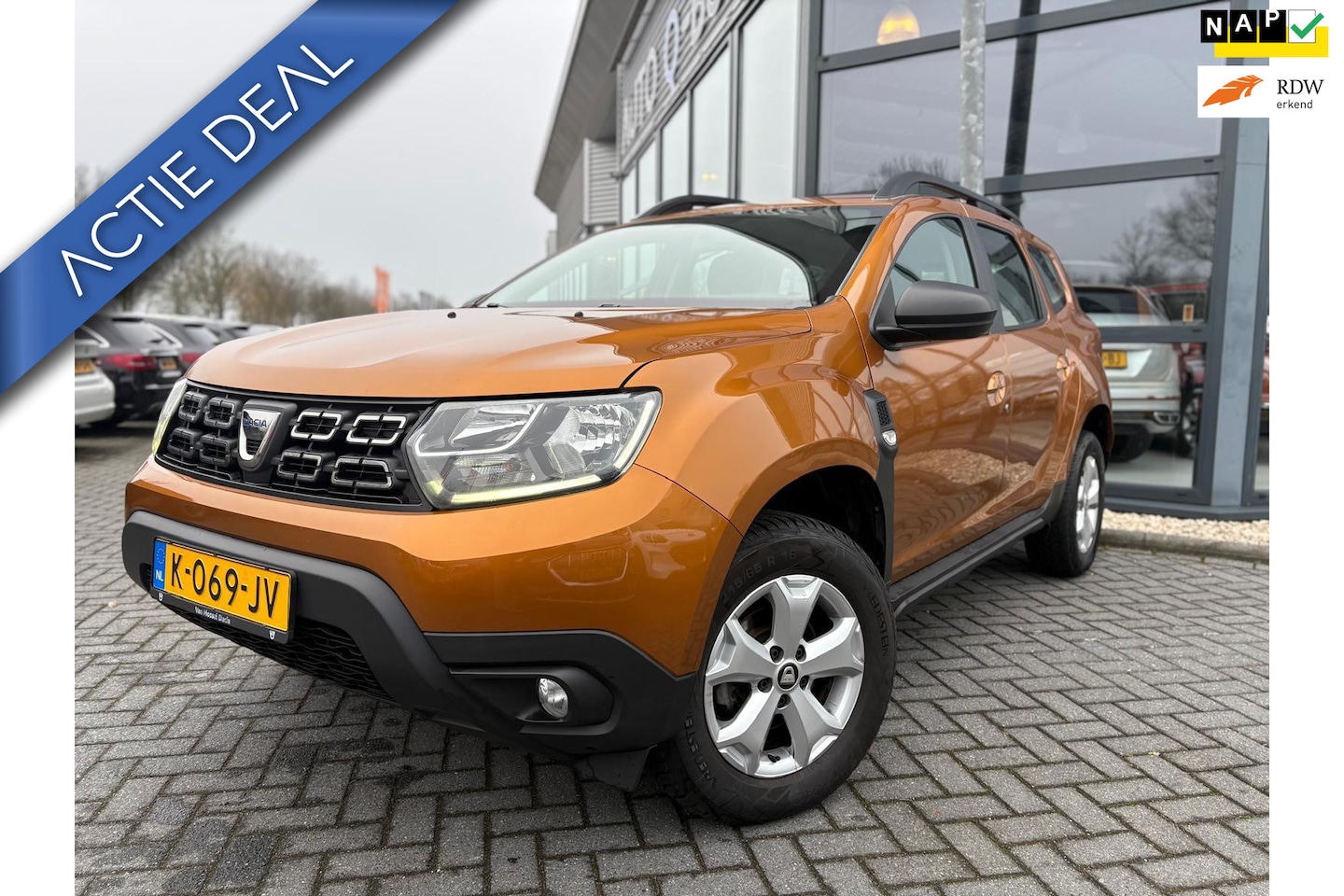 Dacia Duster - 1.0 TCe Bi-Fuel Comfort | Trekhaak | Camera | PDC | Cruise | Navi | LMV | LPG | Airco | Go - AutoWereld.nl