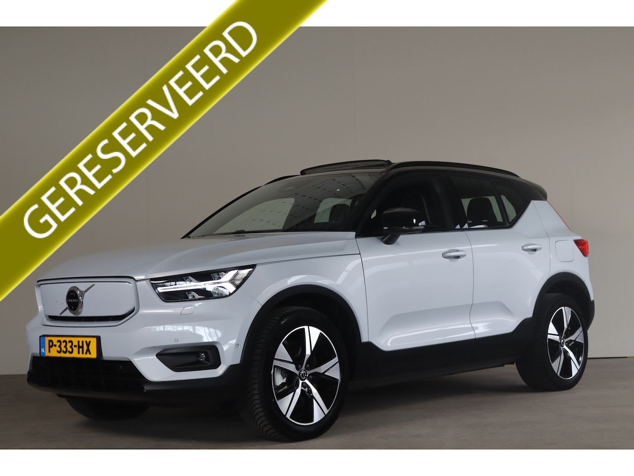 Volvo XC40 - Recharge Twin Pro SOH 94.6% Harman Kardon I Pano I Elek.stoelen -- Hemelvaartsdag geopend - AutoWereld.nl