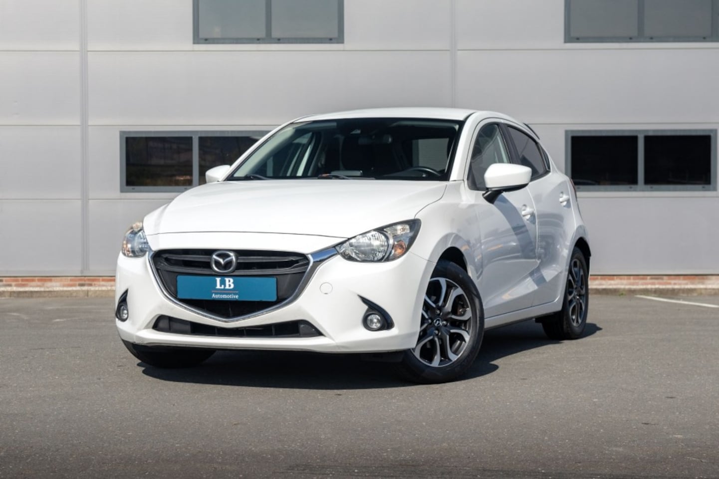 Mazda 2 - 1.5 Skyactive-G TS, navi, cruise, airco - AutoWereld.nl