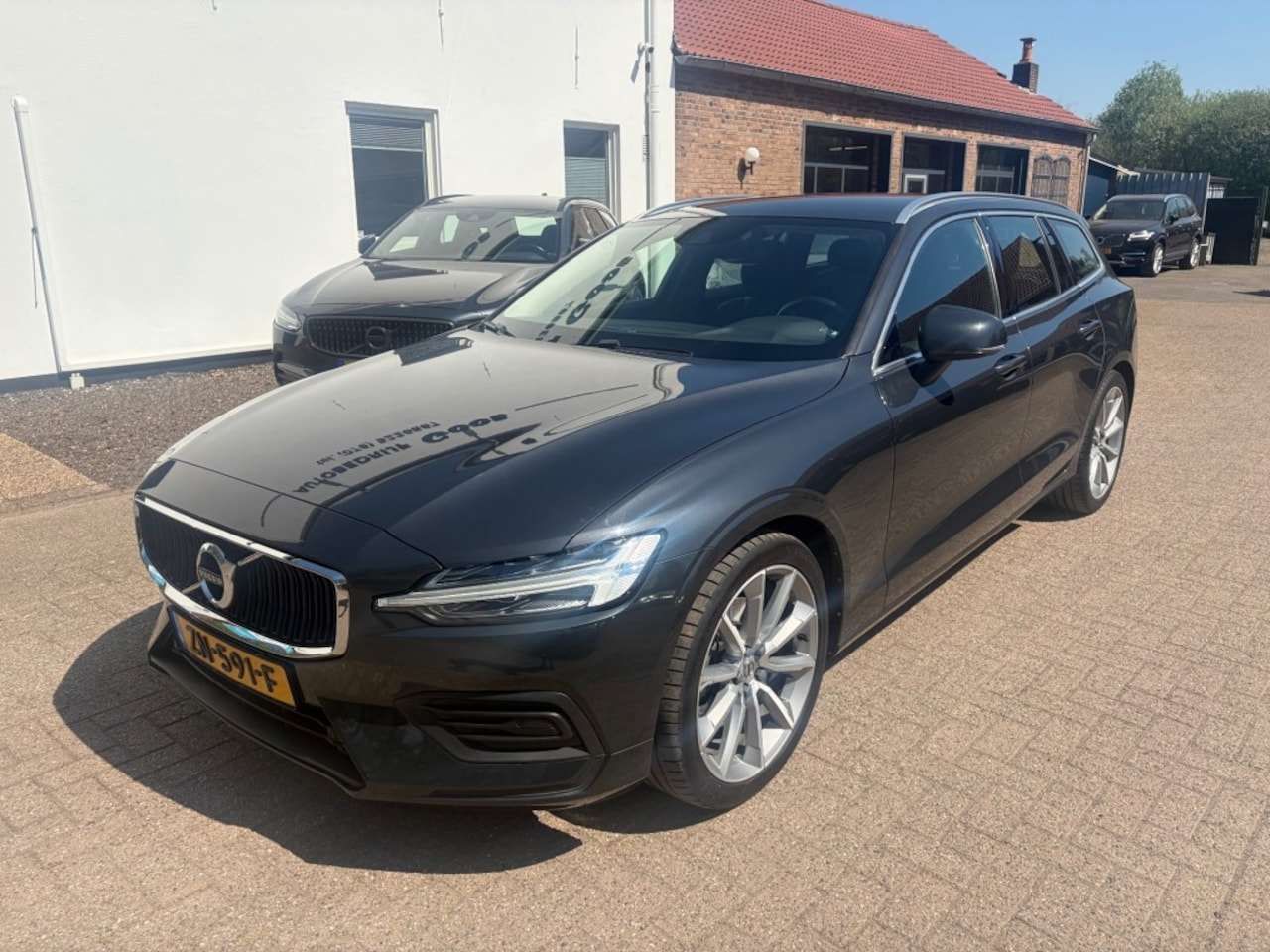 Volvo V60 - T5 Momentum Pro Leder Camera - AutoWereld.nl