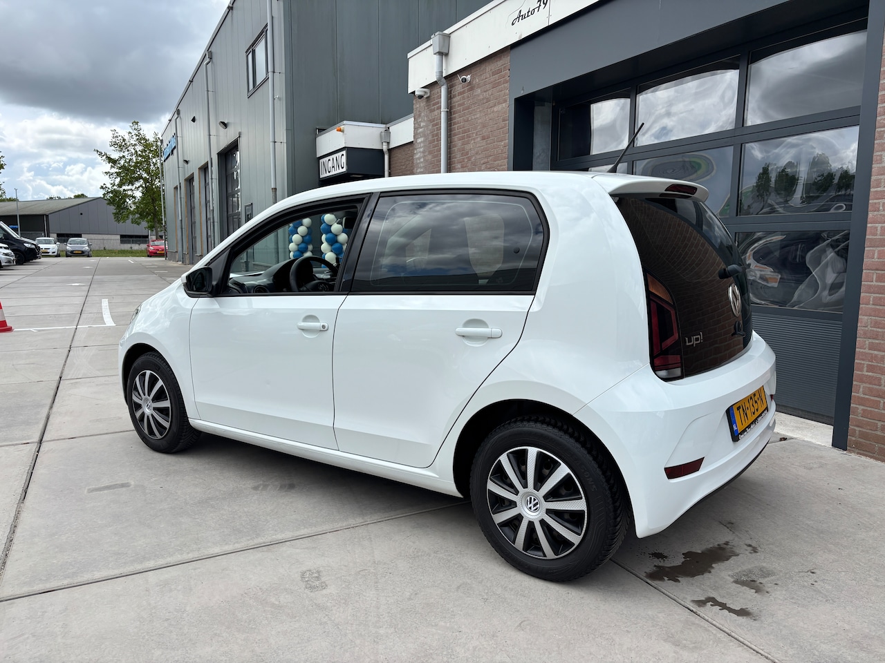 Volkswagen Up! - 1.0 BMT move up! | Org-NL auto. Airco. Onderhouden.