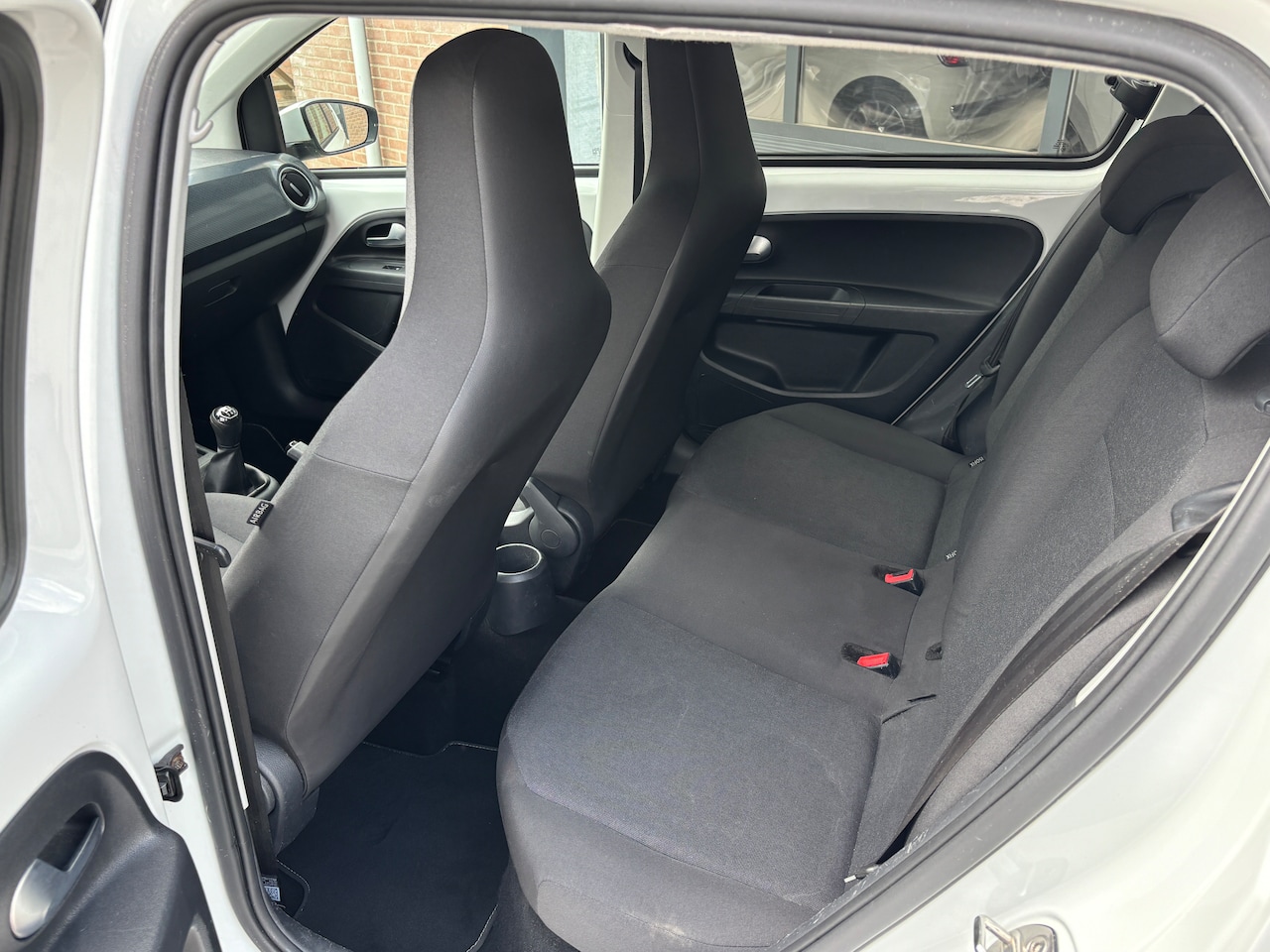 Volkswagen Up! - 1.0 BMT move up! | Org-NL auto. Airco. Onderhouden.