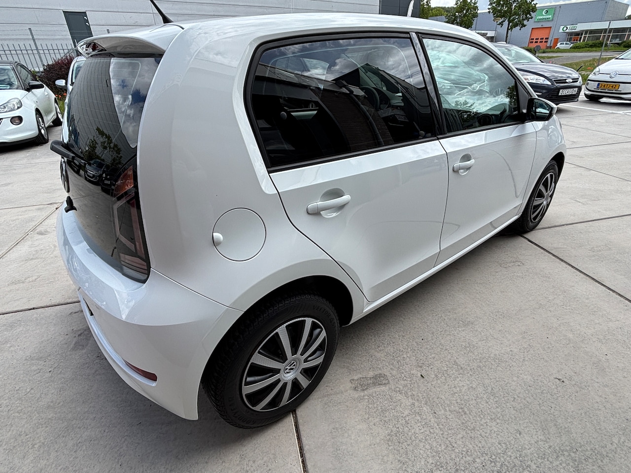 Volkswagen Up! - 1.0 BMT move up! | Org-NL auto. Airco. Onderhouden.