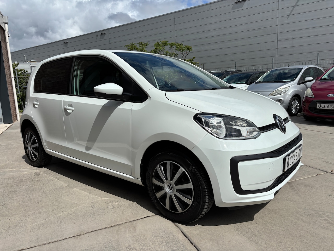 Volkswagen Up! - 1.0 BMT move up! | Org-NL auto. Airco. Onderhouden.