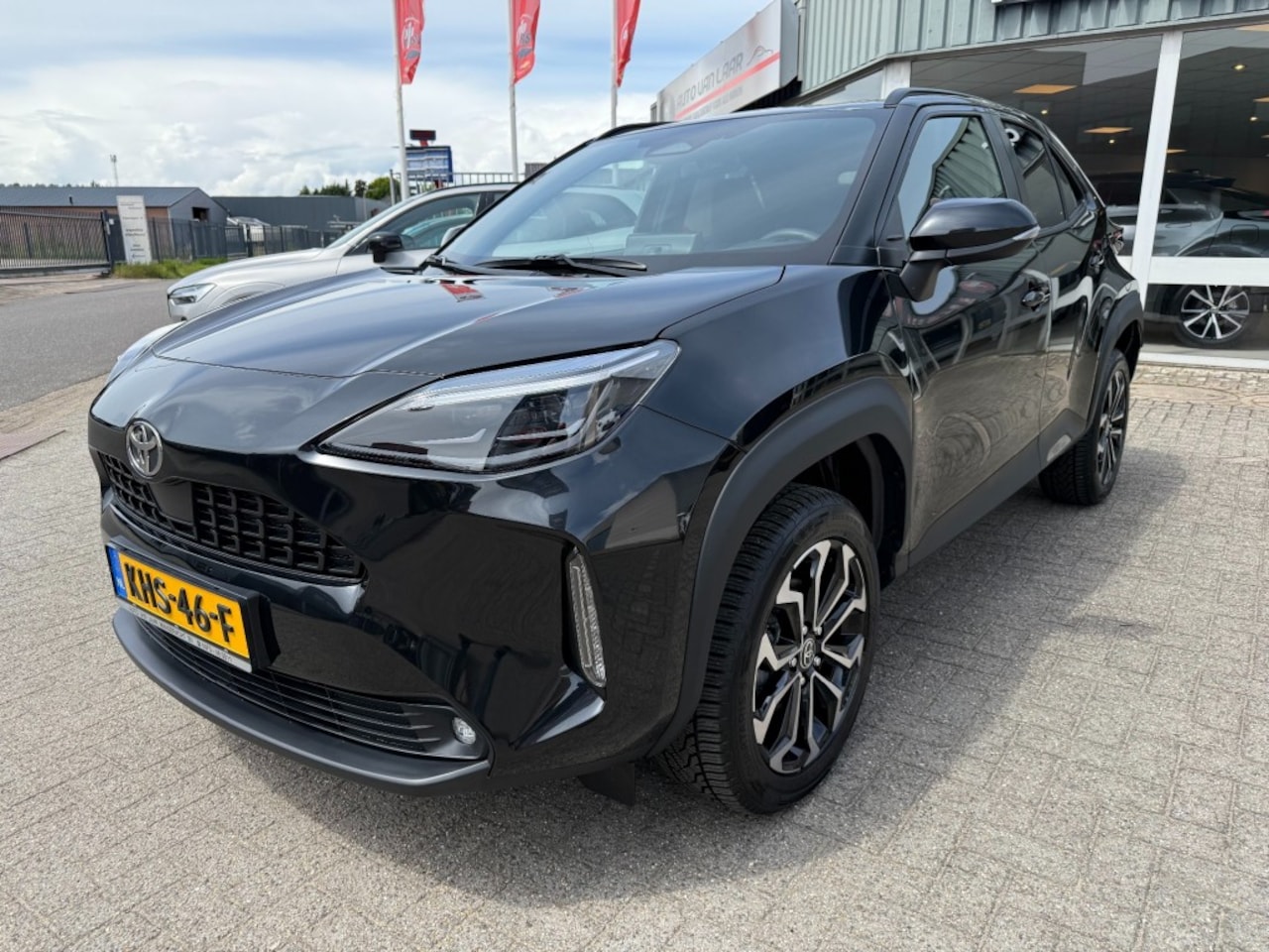 Toyota Yaris Cross - 1.5 Hybrid 130 Dynamic Rijklaar met Garantie - AutoWereld.nl