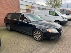 Volvo V70 - 2.0 D3 LIM. EDITION Prachtig lederunieke auto