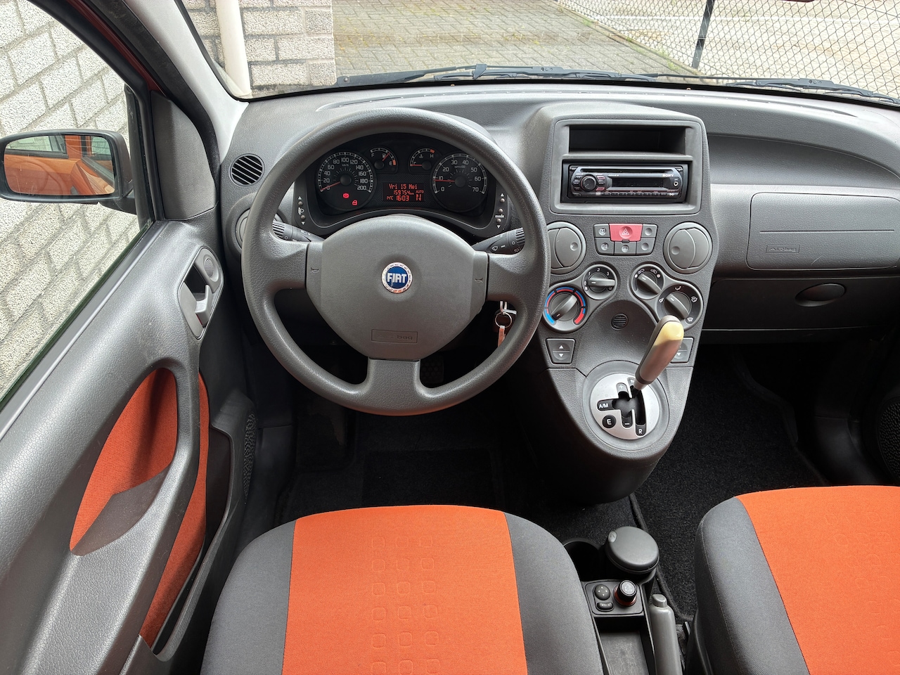 Fiat Panda - 1.2 Dynamic Automaat Nieuwe Banden/Distributie!!
